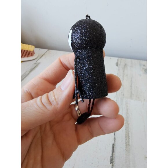 Pier‎ 1 glitter Dracula metal ornament Halloween jointed decor sparkle rare - Picture 3 of 7